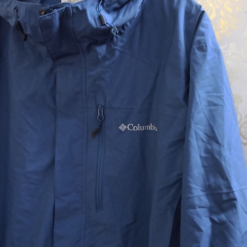Columbia NWOT Fix Price - Picture 3 of 7
